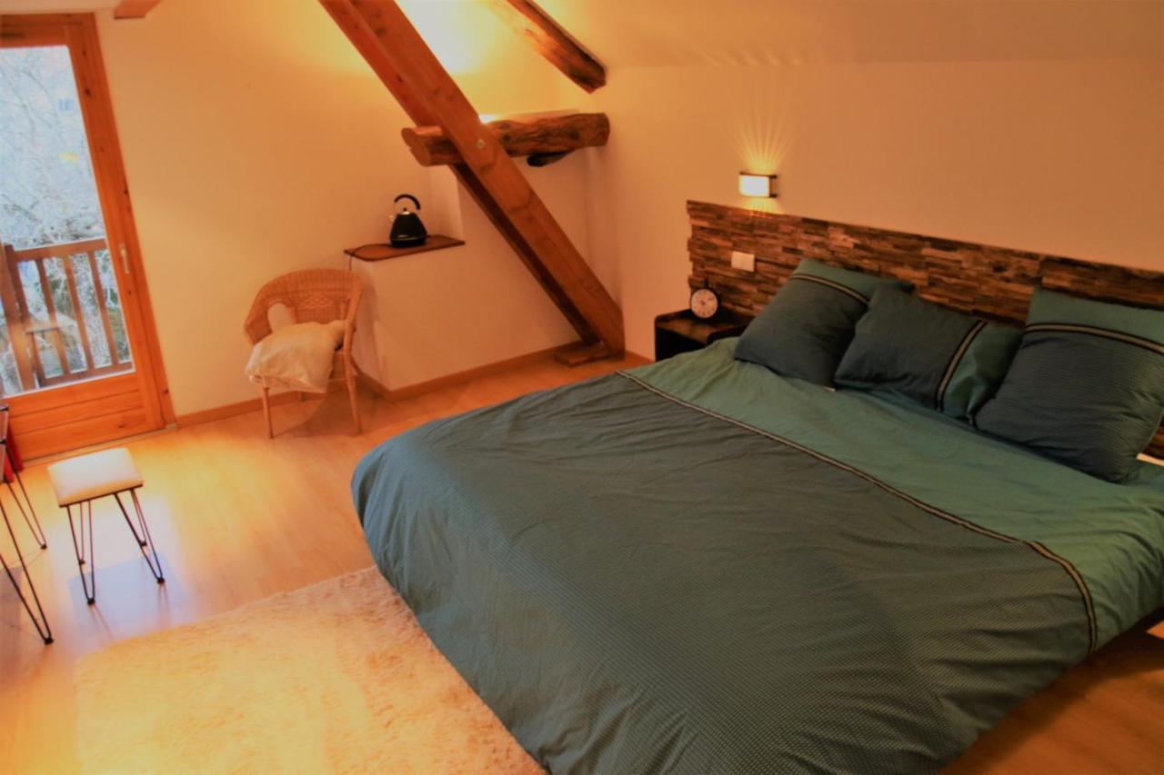 Chambres D'Hotes Les Peschiers Chateauroux-les-Alpes Dış mekan fotoğraf